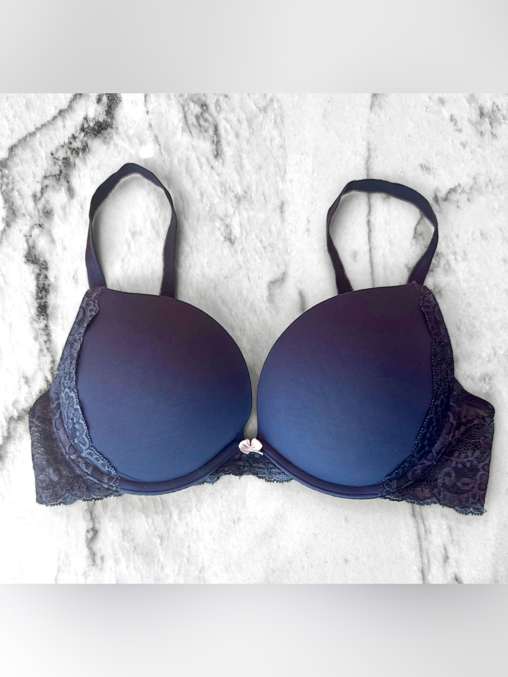 VICTORIA SECRET 'Dream Angels Push-Up' Navy Lace Trim Bra with Light Pad, 36C